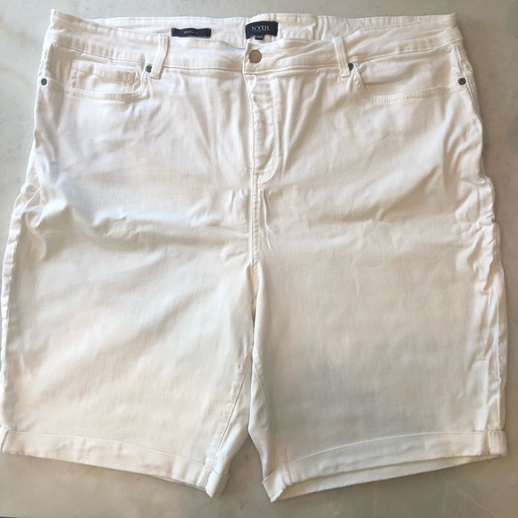 🌳 NYDJ Briella White Denim Bermuda Short - Picture 5 of 8